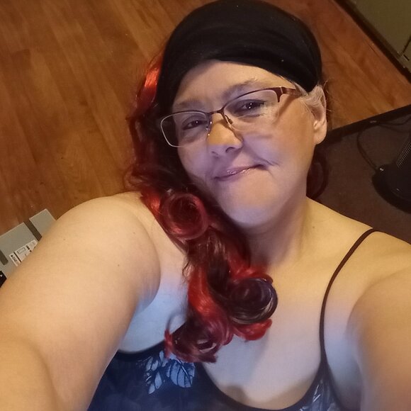 Meet your Posher, Cynthia - Picture 2 of 4